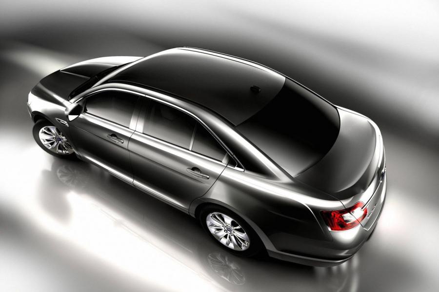  Ford Taurus 2010 года  (фото 33 из 161)